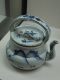 A_Japanese_style_blue-and-white_kettle_made_for_export_to_Japan_during_the_Ming_Dynasty.jpg